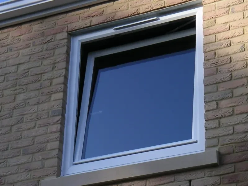 tilt and turn sash windows