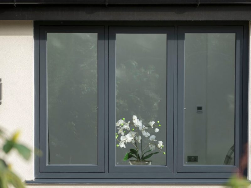 When To Repair or Replace Windows?
